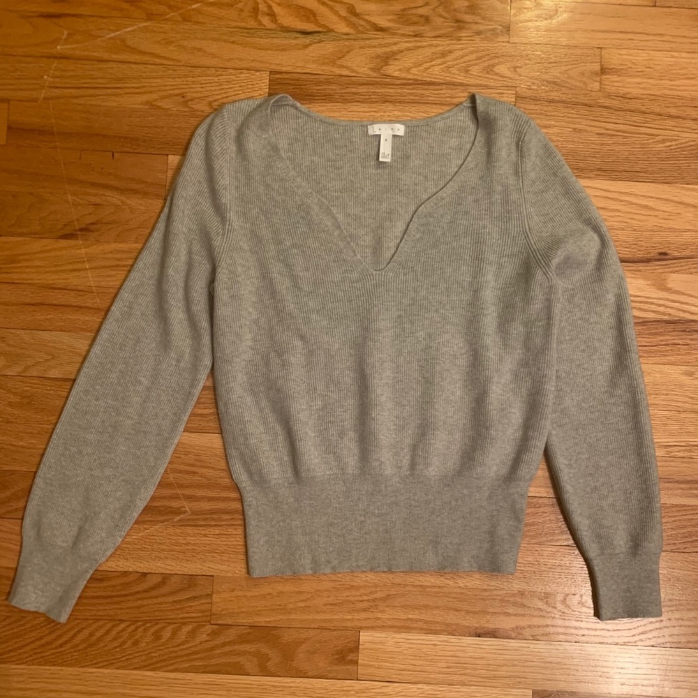 Leith Vneck Sweater